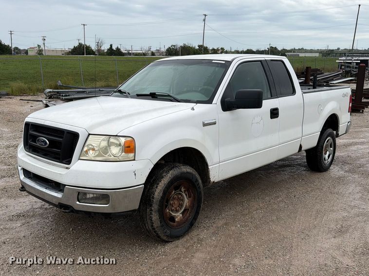 2005 Ford F150 Ext. Cab pickup truck - EO8782