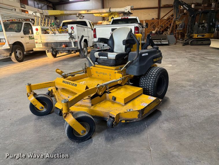 2015 Hustler 934224 ZTR lawn mower - ES1159
