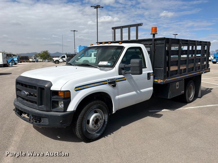 2008 Ford F350 Super Duty flatbed pickup truck - FI2041