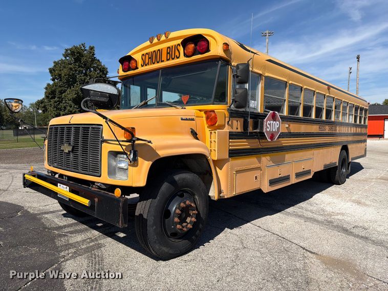 2000 Blue Bird  B7 school bus - FJ2023