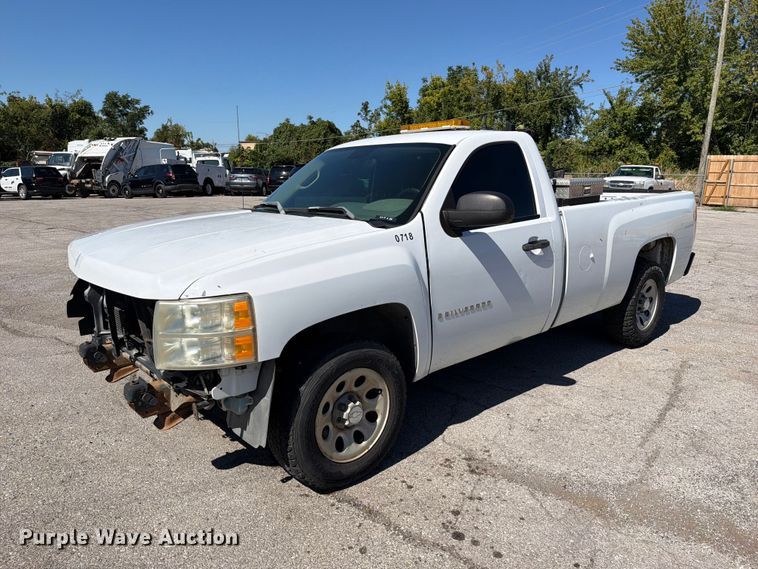 2007 Chevrolet Silverado 1500 pickup truck - FU1116