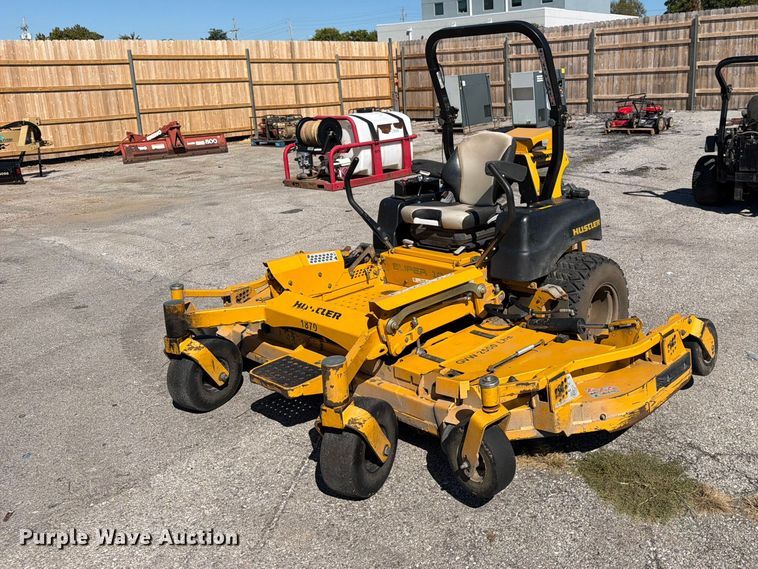 2018 Hustler 937219 ZTR lawn mower - FU1130
