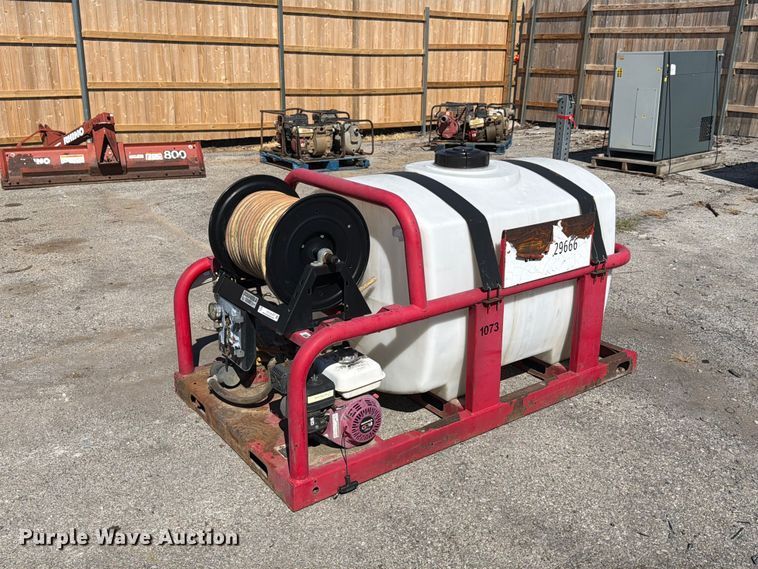 North Star turf sprayer - FU1149