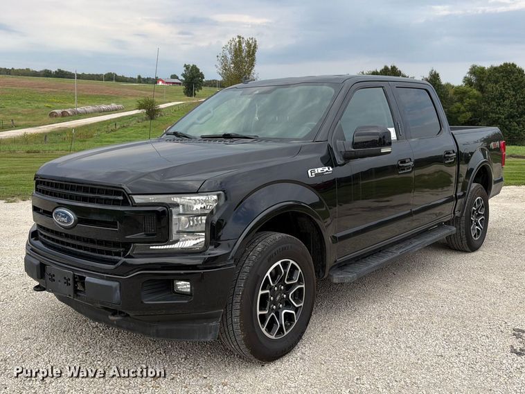 2020 Ford F150 Crew Cab pickup truck - DT3005