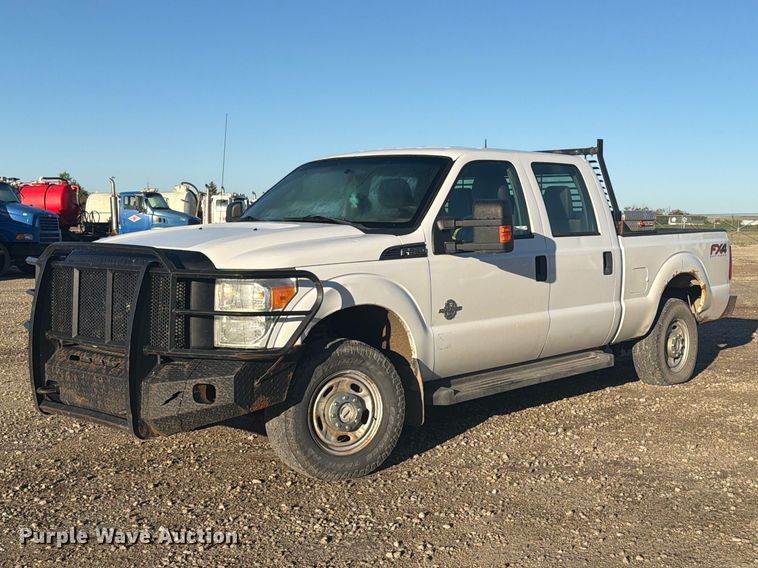 2015 Ford F250 Super Duty XL Crew Cab pickup truck - EI7767