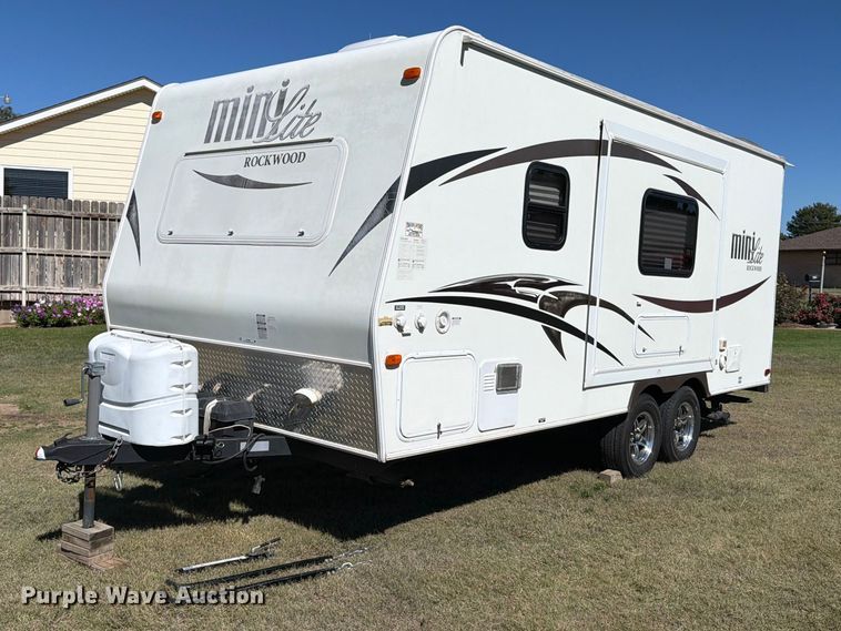 2014 Forest River Real-Lite Mini Lite 2109 S camper - EP7902