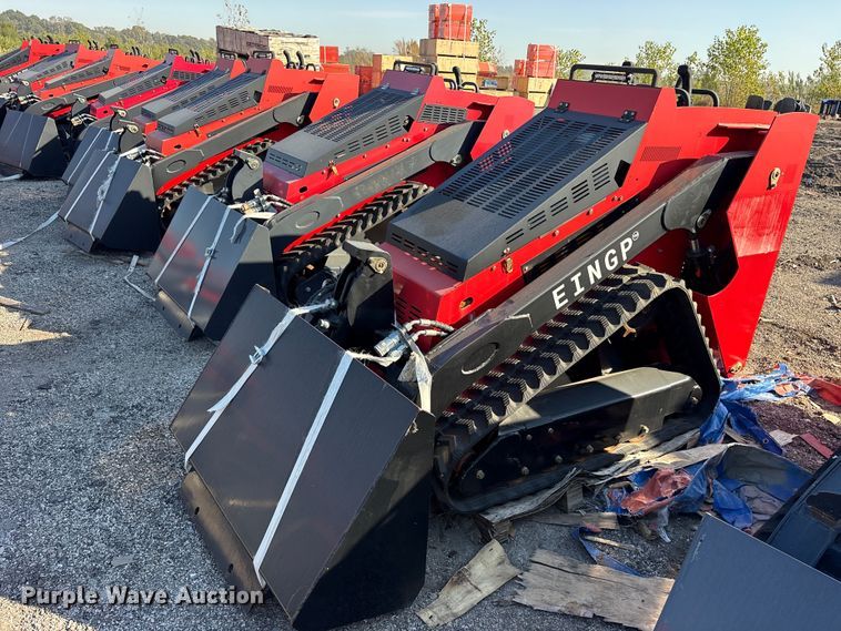Erie SCL850 compact utility loader - ES8345