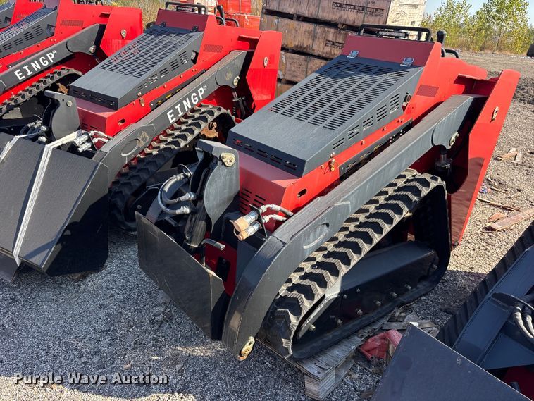 Erie SCL850 compact utility loader - ES8350