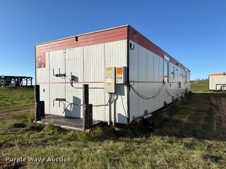2003 Aburn ENG/GEO-4203 skid mounted living quarters  - EW1111