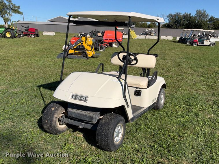 EZ-GO golf cart - EX2345
