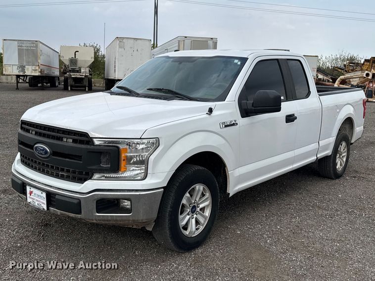 2018 Ford F150 Ext. Cab pickup truck - FC4449
