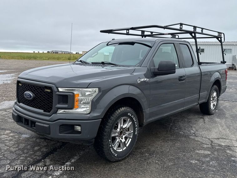 2018 Ford F150 Crew Cab pickup truck - FC4481