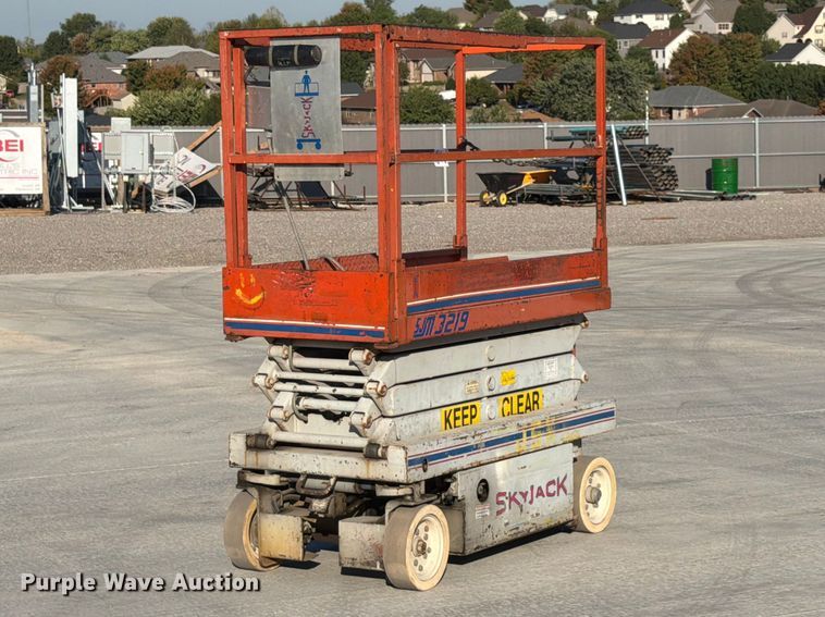 1997 Skyjack SJM 3219 scissor lift - FG0786