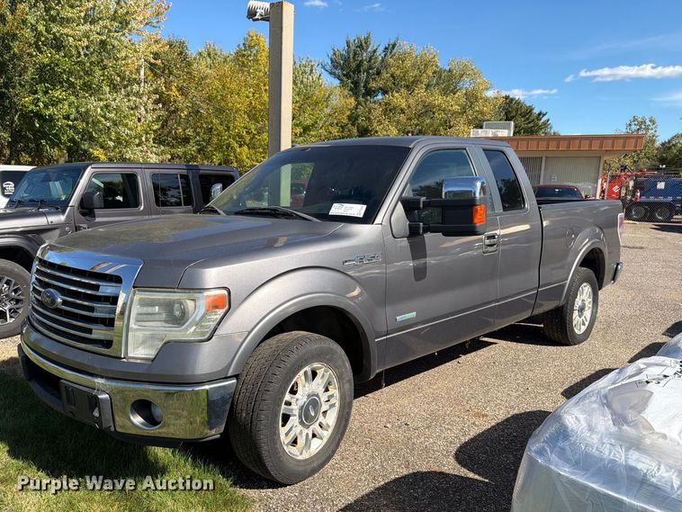 2013 Ford F150 Ext. Cab pickup truck - FG3042