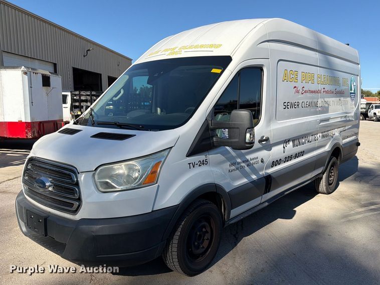 2015 Ford Transit 350 delivery van - FK3824