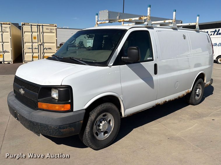 2009 Chevrolet Express 2500  - FT6863