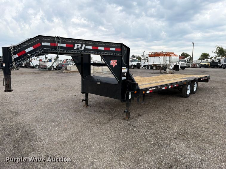 2020 PJ Trailers LS242 flatbed trailer - FW3505