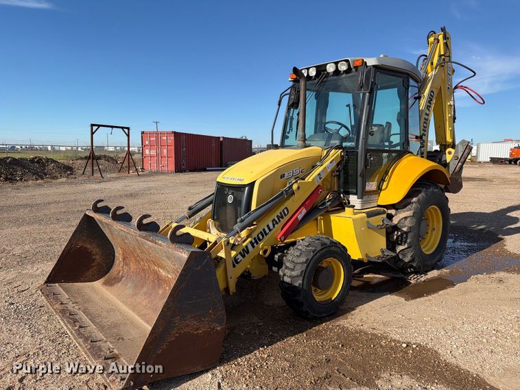 2014 New Holland B95C backhoe - DV8735