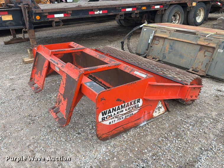 Wanamaker 6600 skid steer roller level - EP7878