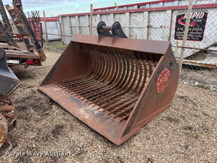 Excavator rock bucket - EP7882