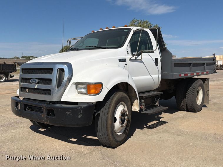 2004 Ford F650 Super Duty dump truck - EP7933