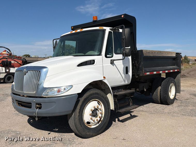 2005 International 4300 dump truck - EP7934