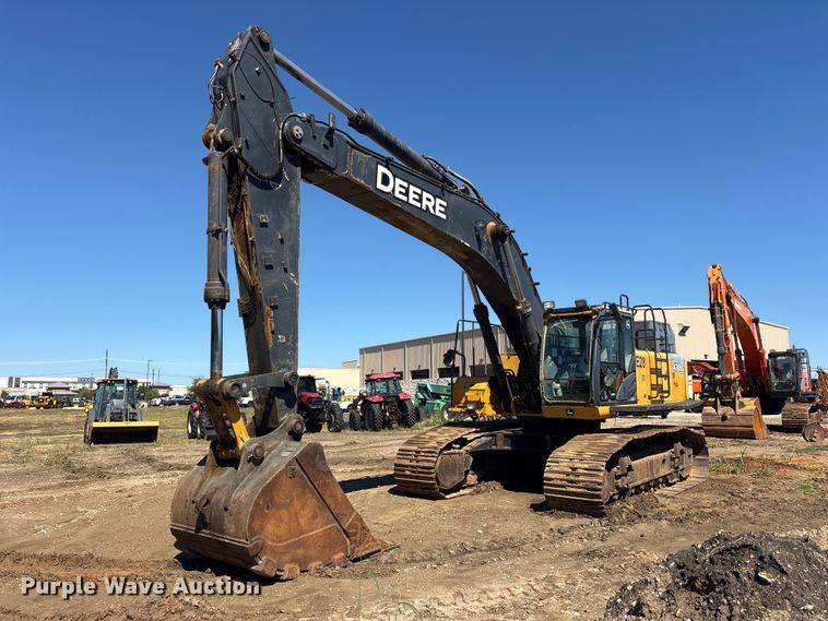 2017 John Deere 470G LC excavator - ES8219