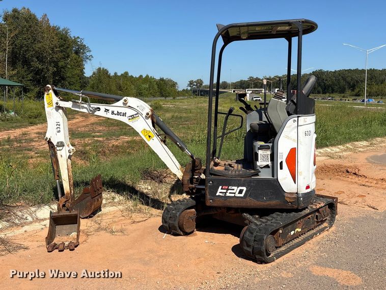 2018 Bobcat E20 mini excavator - ES8279