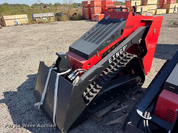 2024 Erie SCL850 compact utility loader - ES8353