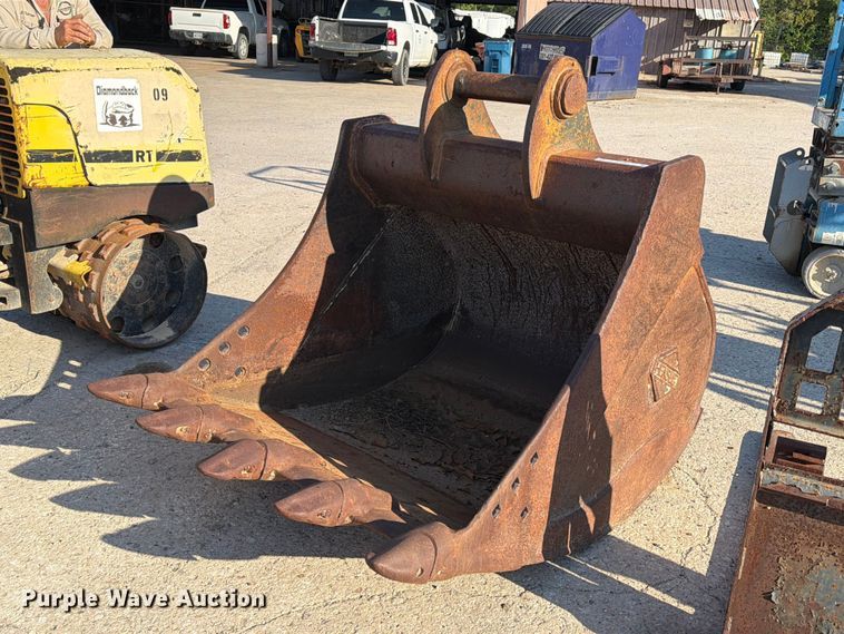 Excavator bucket - EU0895