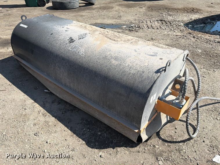 2025 Giyi BS72 skid steer sweeper - EU0938