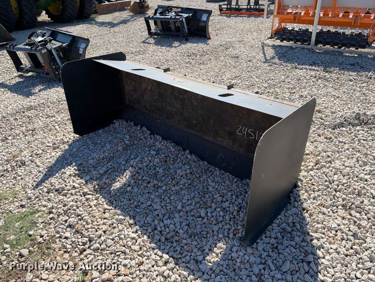 Pabreak skid steer snow pusher - EX2413