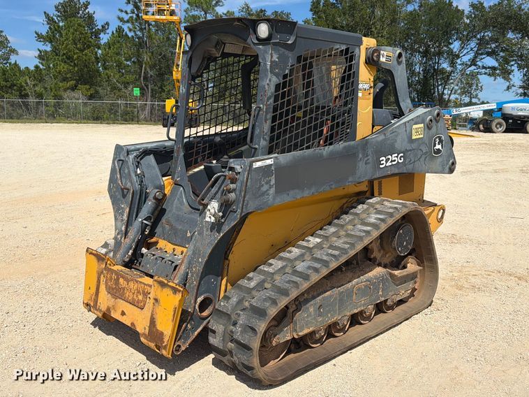 2019 John Deere 325G tracked skid steer loader - EX3050
