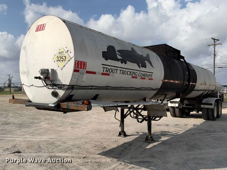 2002 Etnyre asphalt trailer - FB8360