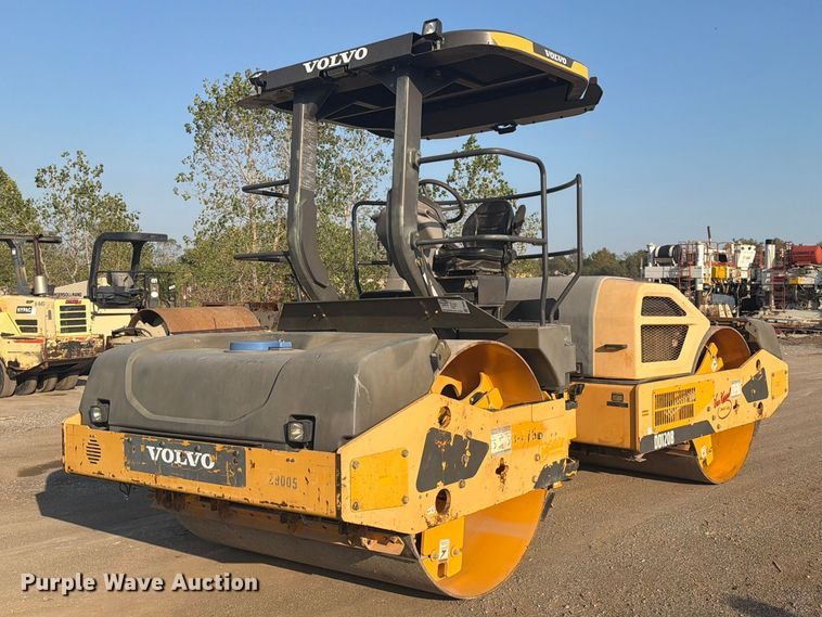 2016 Volvo DD120B double drum vibratory roller - FI0428