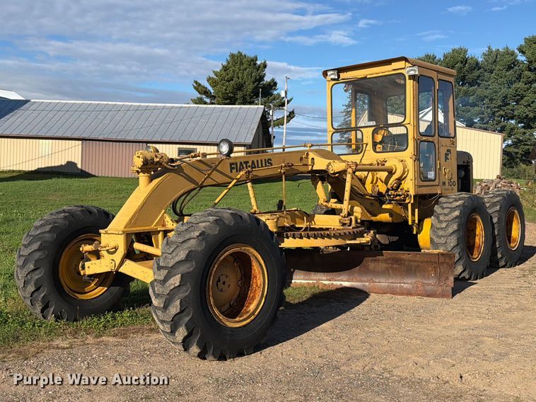 1971 Fiat-Allis M100 Series B motor grader - FJ0531