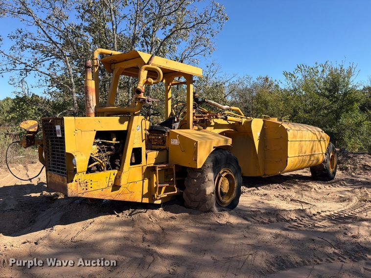 International Harvester MSC3 water wagon - FK5300