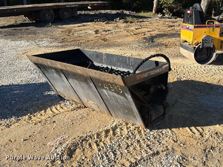 Titan Attachments 72SDBCKTv2 skid steer side discharge bucket  - FT6429