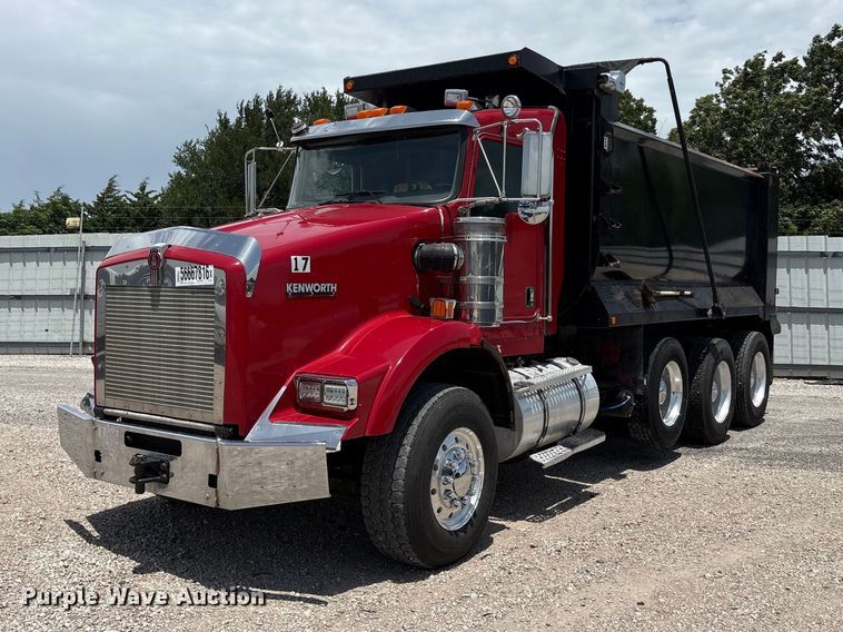 2014 Kenworth T8 Series dump truck - YA3887