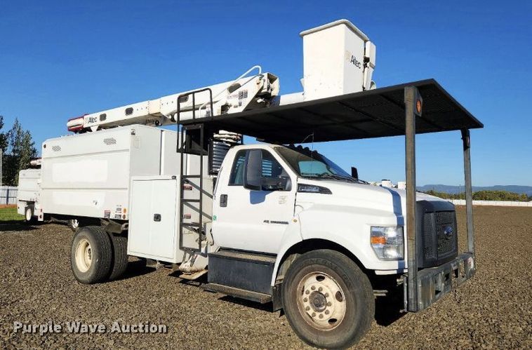 2016 Ford F750 Super Duty forestry bucket truck - YA4679
