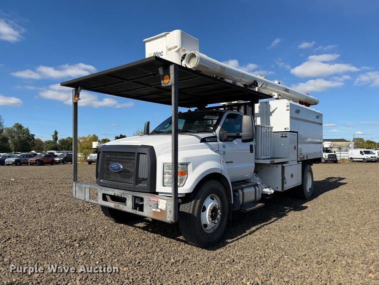 2016 Ford F750 Super Duty forestry bucket truck - YA4736