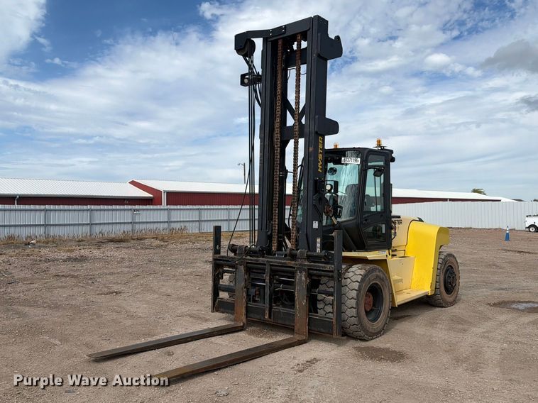 2015 Hyster H300HD2 forklift - YA4921