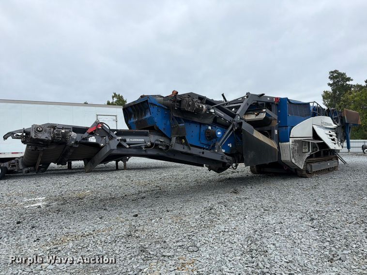 2023 Kleemann Mobirex 130 EVO2 impact crushing plant - YA5286