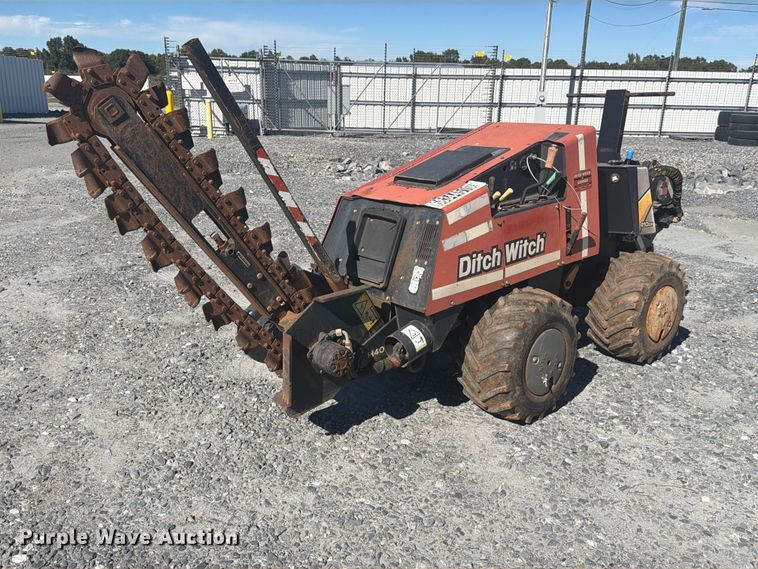 2015 Ditch Witch 410SX trencher - YA5446