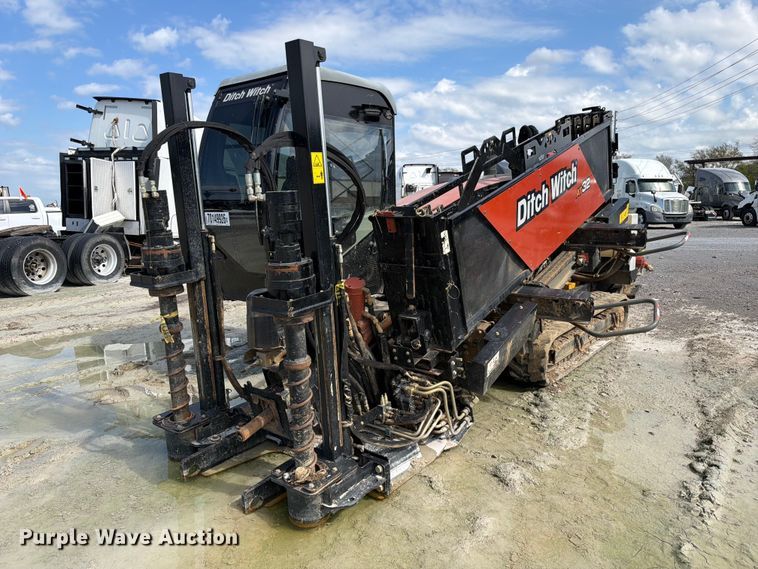 2024 Ditch Witch AT32 directional boring unit - YA5551