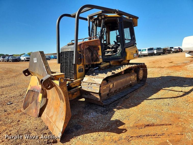 2008 Caterpillar D5K LGP dozer - YA5790