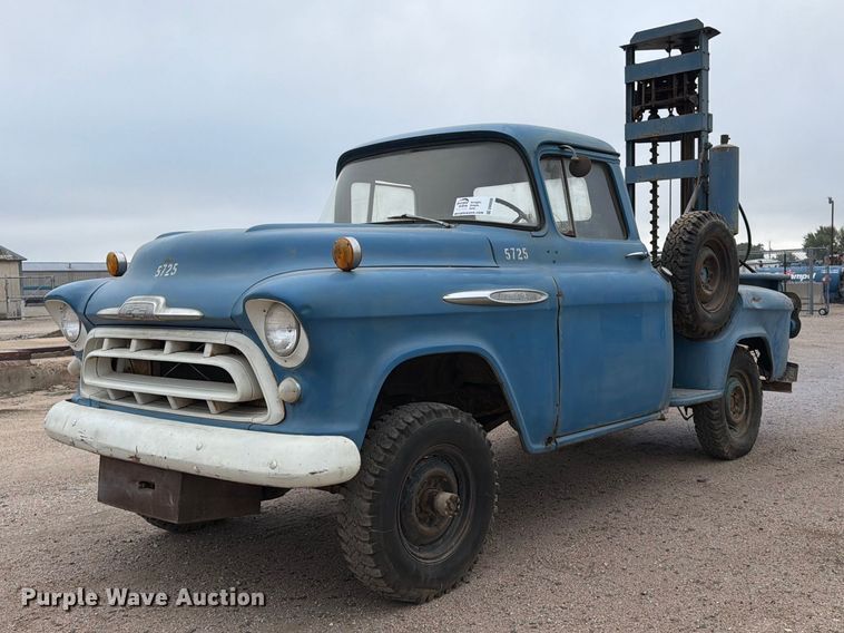 1957 Chevrolet 3100 drilling rig truck - DW6800