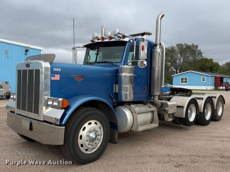 2006 Peterbilt 379 semi truck - EC4615
