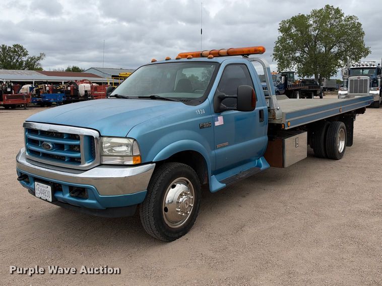 2003 Ford F550 rollback truck - EC4622