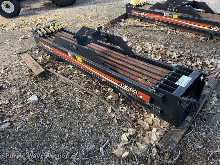 Ditch witch JT3020 Mach 1 drill stem box - EC4636